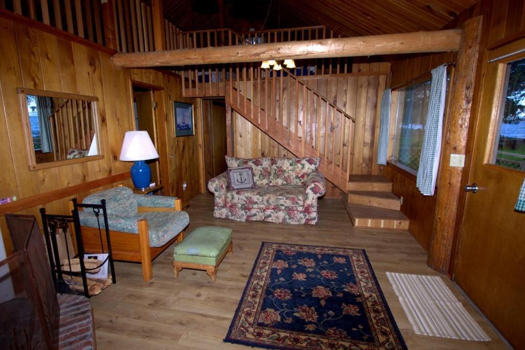 North Beach Inn Eastsound Room photo